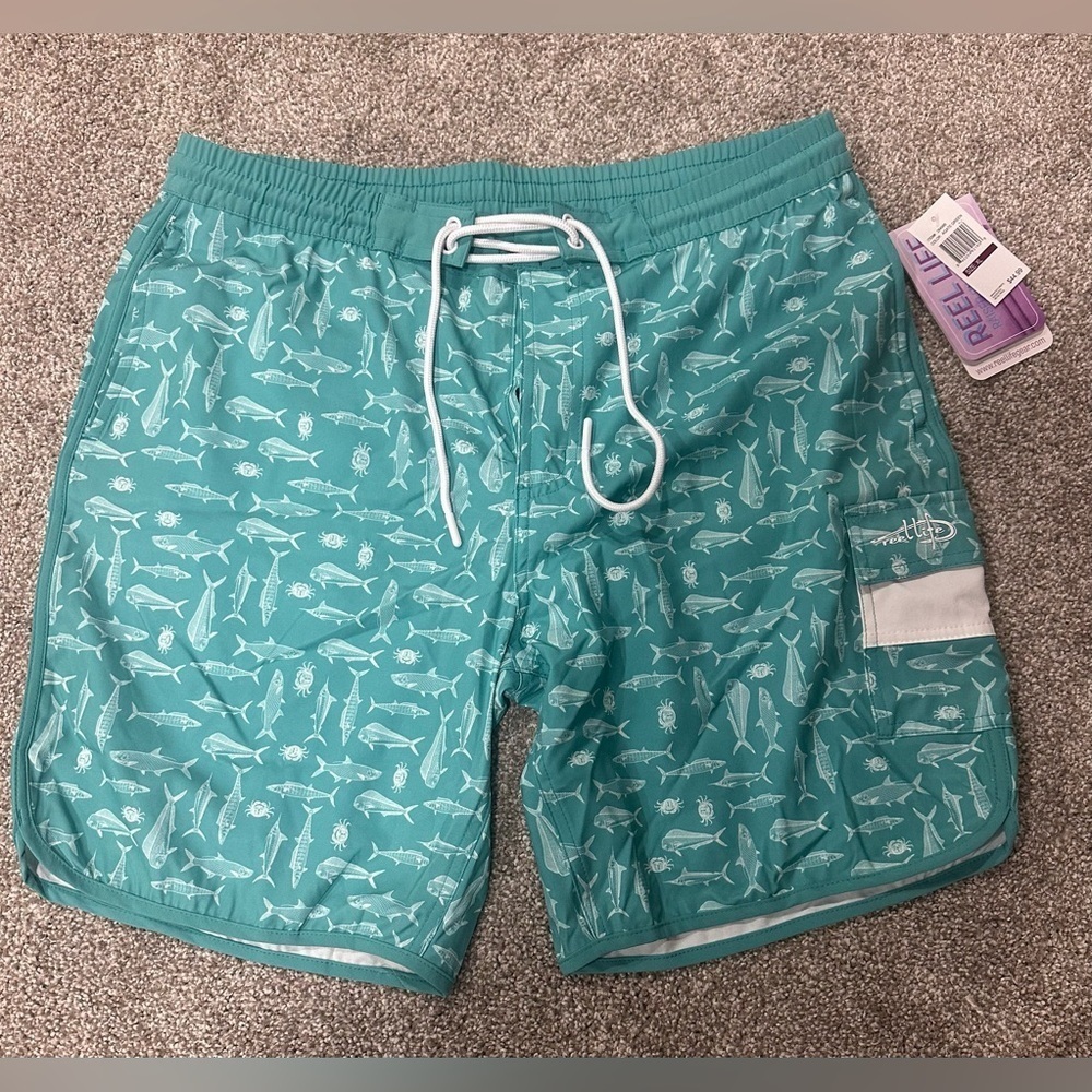 Reel Life Board Shorts Men's Size XL Green All Over Print Fish Swimwear Beach